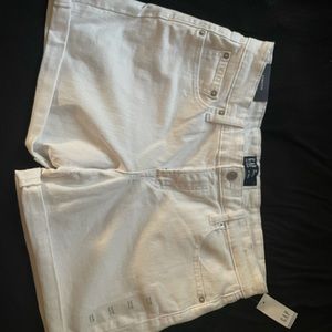 White gap shorts 5inch
